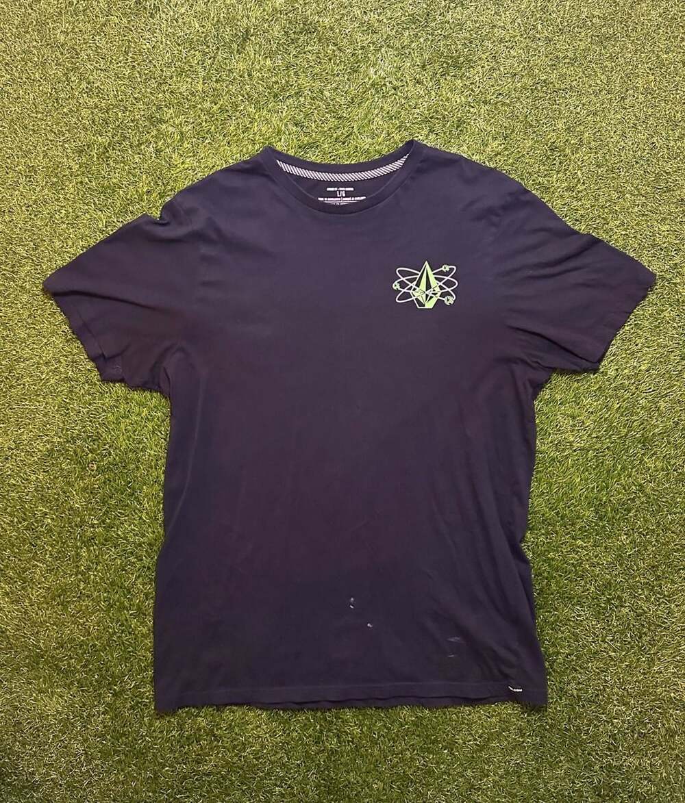 Volcom Fishystar T-Shirt Size L Black Graphic Tee